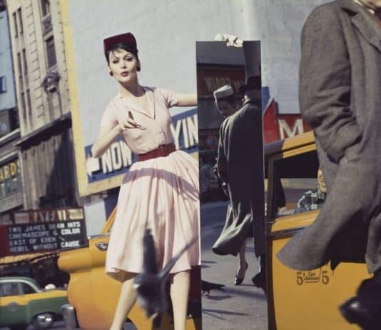 Anne + Isabella, Broadway & 46th. street, New York 1959 (pour Vogue)