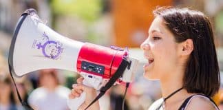 dans la tête des femmes : préoccupations, attentes et rapport à la politique et au féminisme